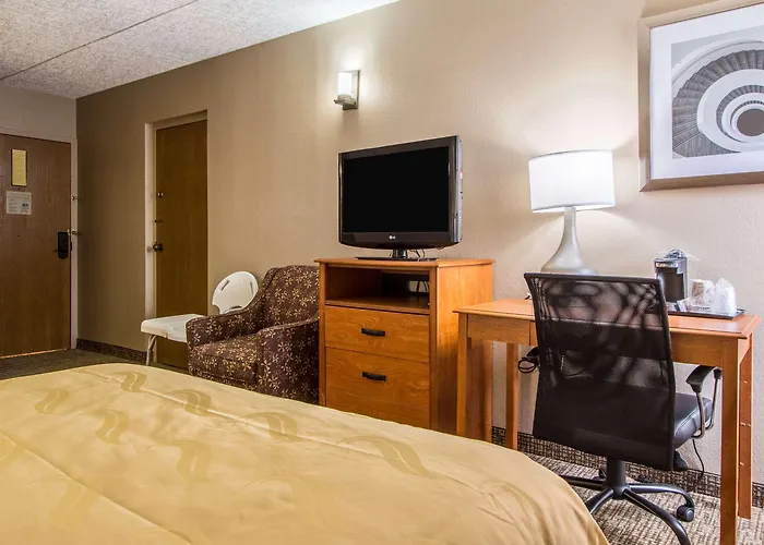 Econo Lodge Wickliffe - Cleveland East